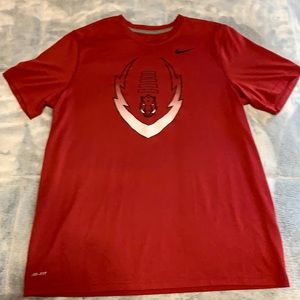 Kids Nike Razorback t-shirt (very lightly used)